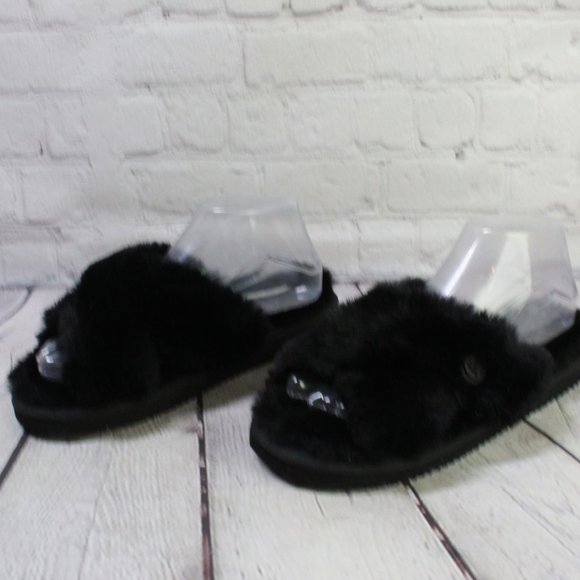 Michael Kors Lala Black Fluffy Faux Slip On Furry Slippers Size 6.5 - Picture 2 of 9